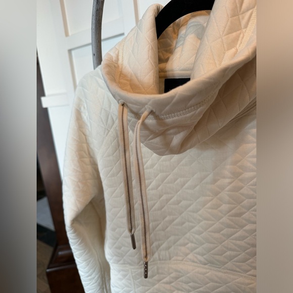 Marmot Cowl Neck Quilted Pullover Sz. M - Picture 3 of 10